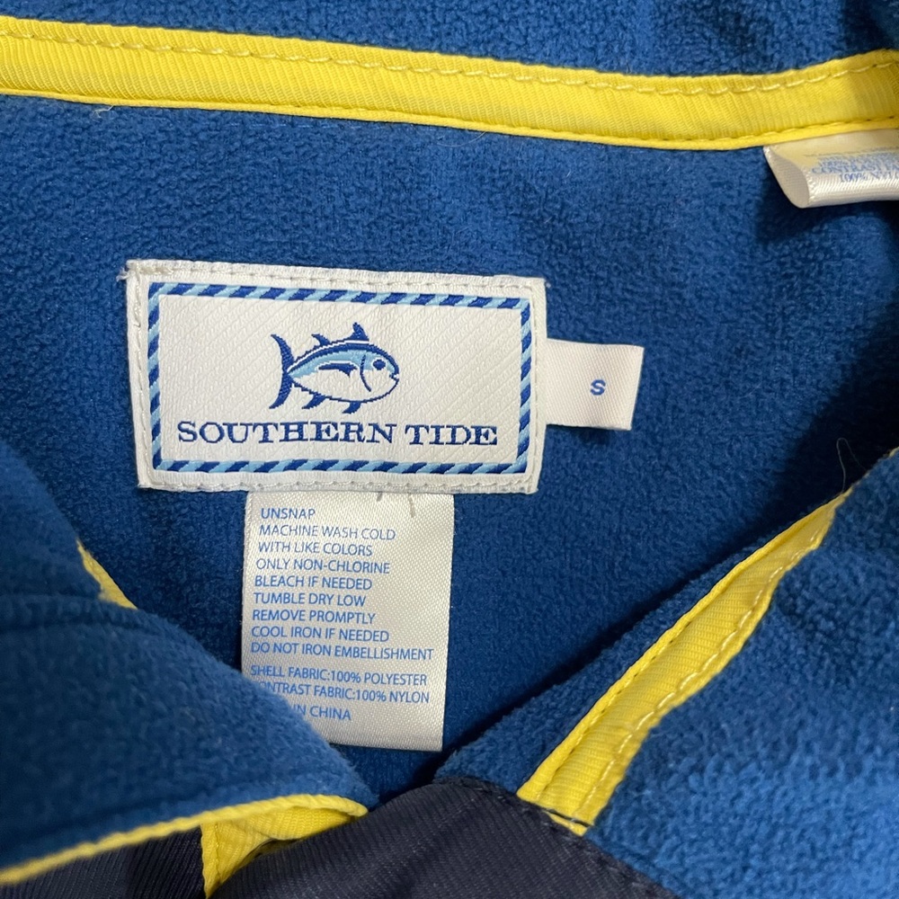 Southern Tide pullover! - Picture 3 of 5